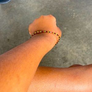 Jamaica color bracelet hand me